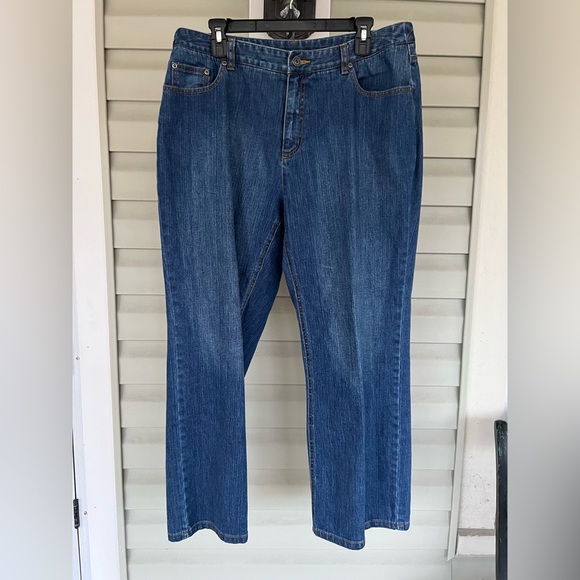 Talbots Petites Stretch Jeans Plus 14W Straight Leg Stretch Medium Wash Denim - Picture 2 of 7